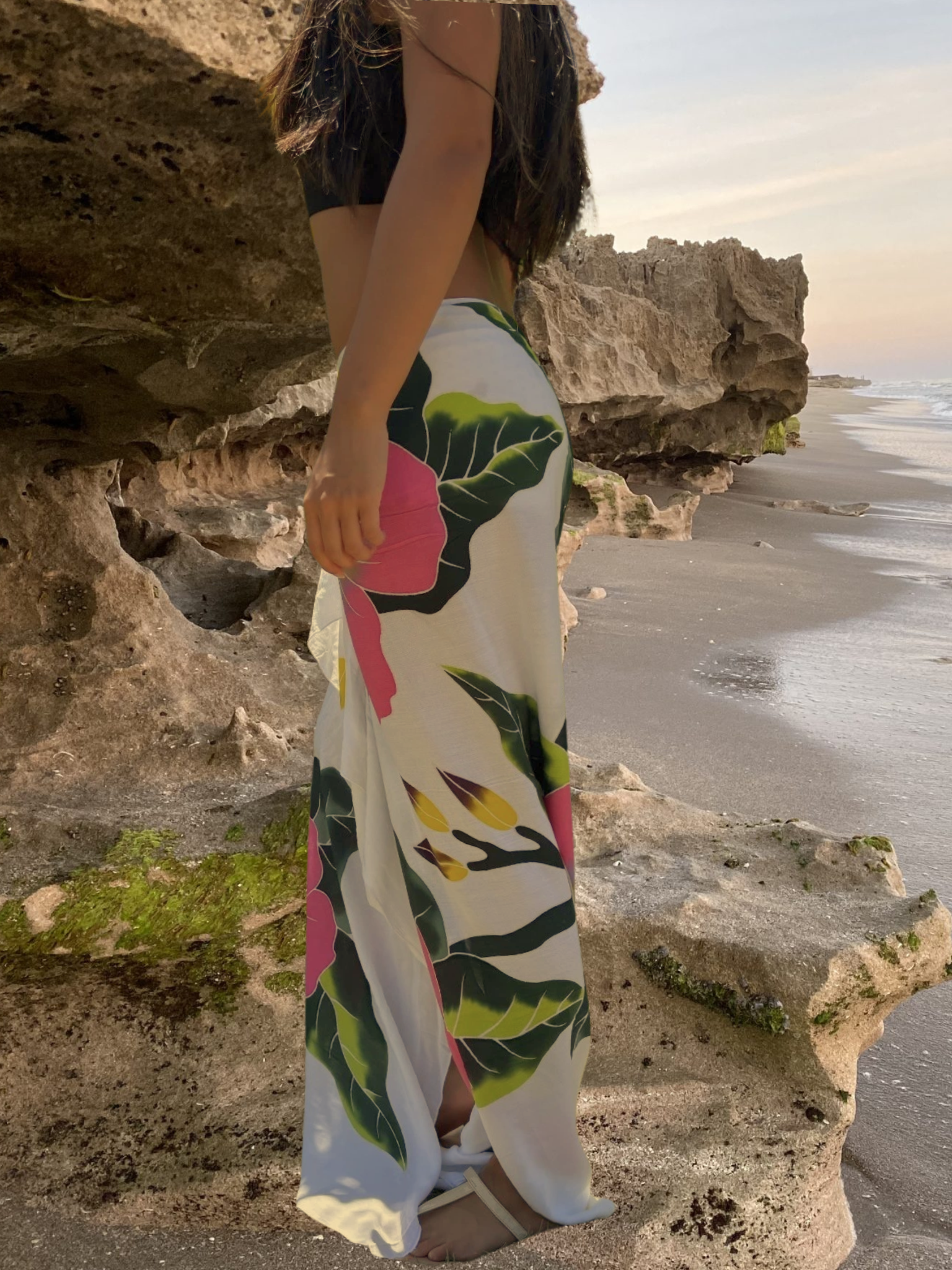 Iolana Sarong Pareo - White