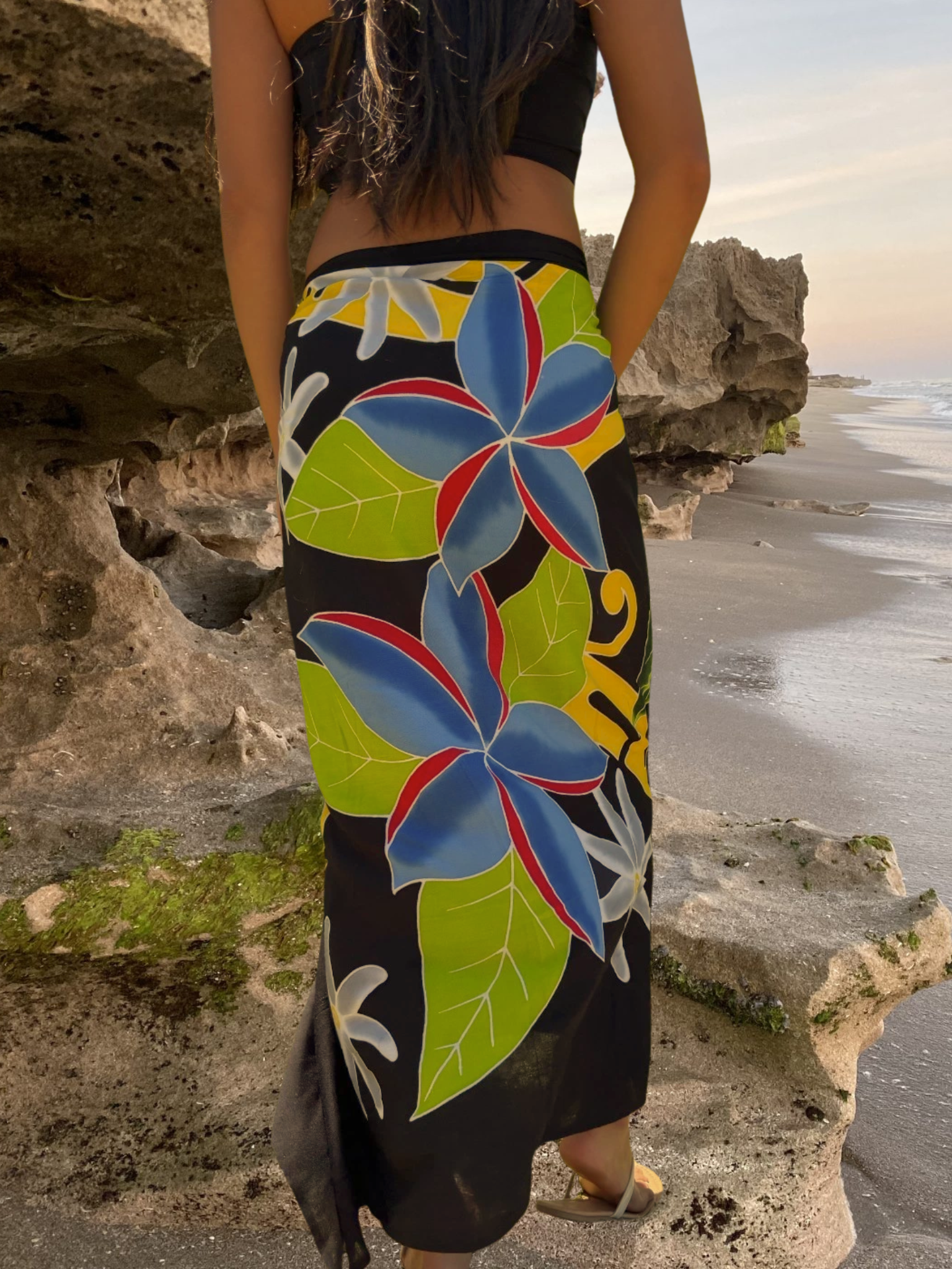 Mikala Sarong Pareo - Black