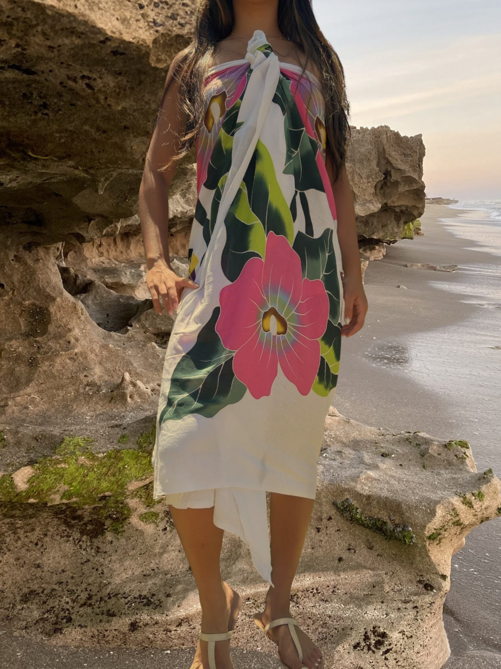 Iolana Sarong Pareo - White