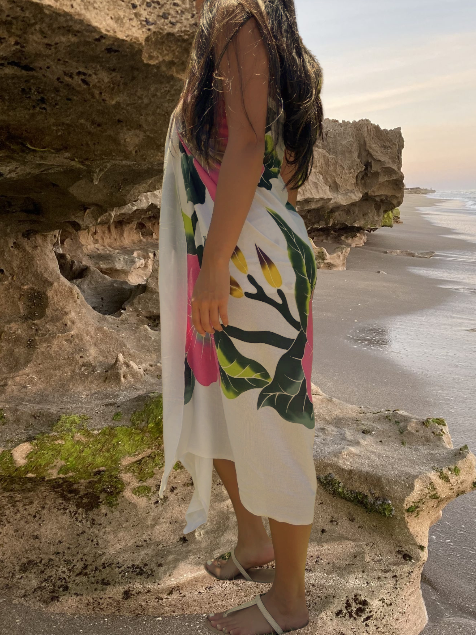 Iolana Sarong Pareo - White