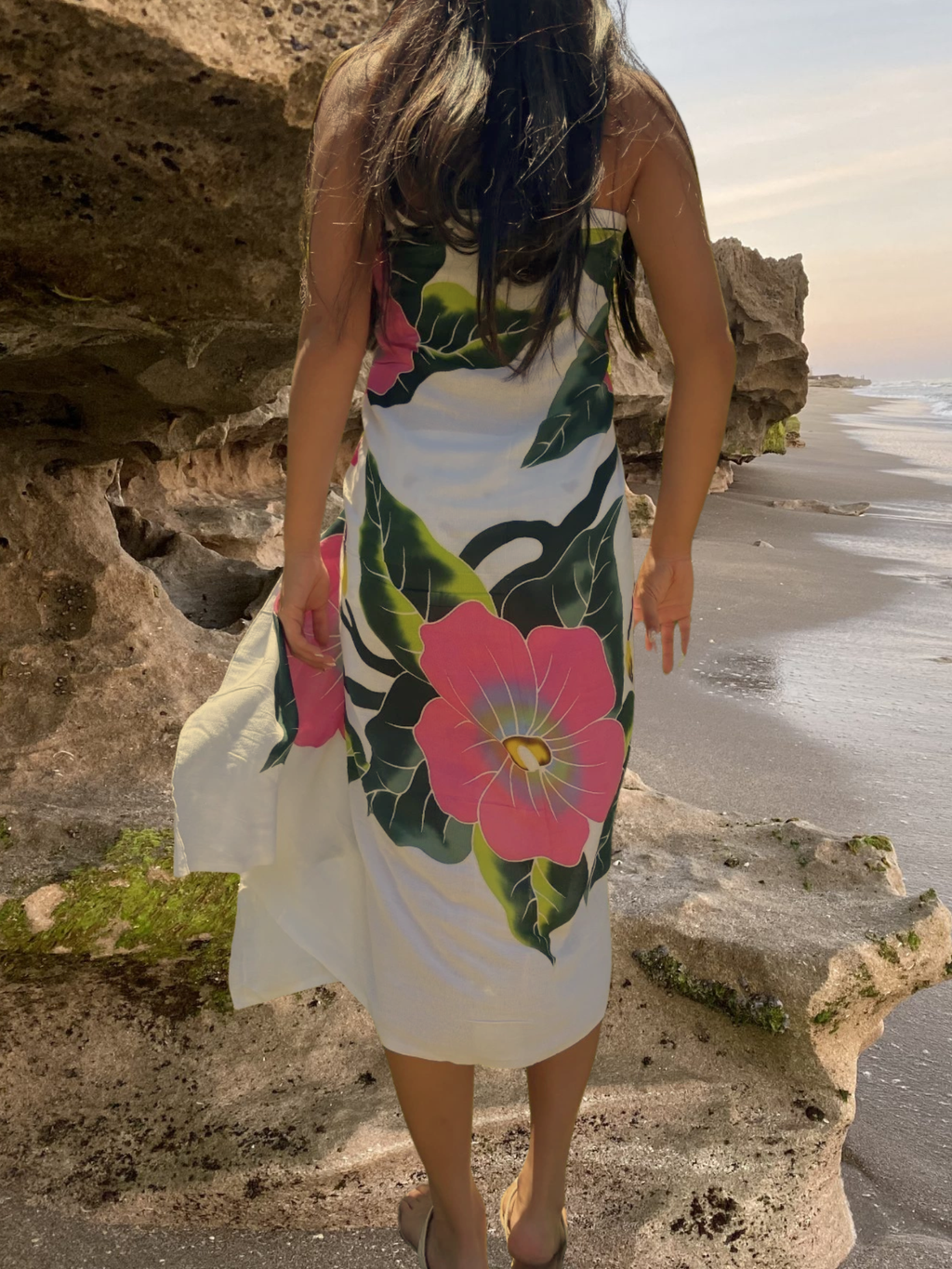 Iolana Sarong Pareo - White