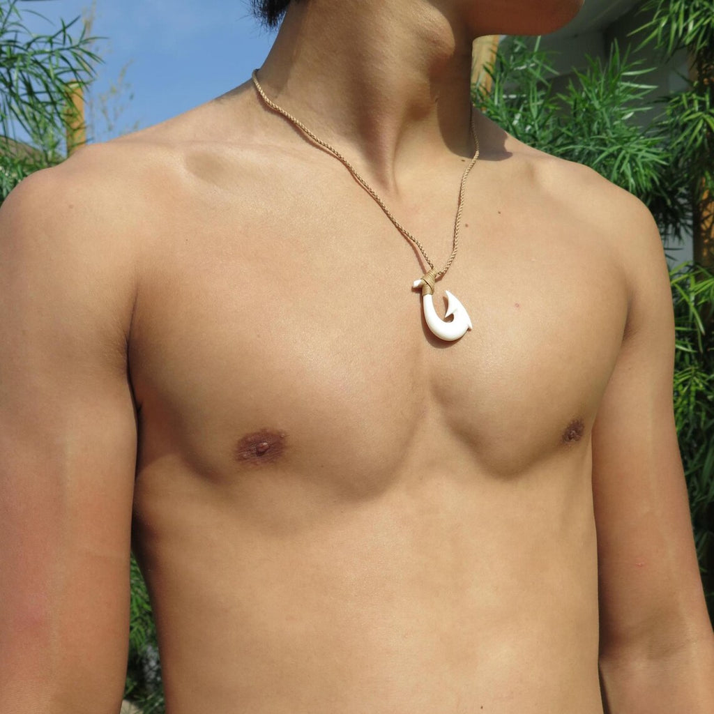 Maori Classic Fish Hook Pendant