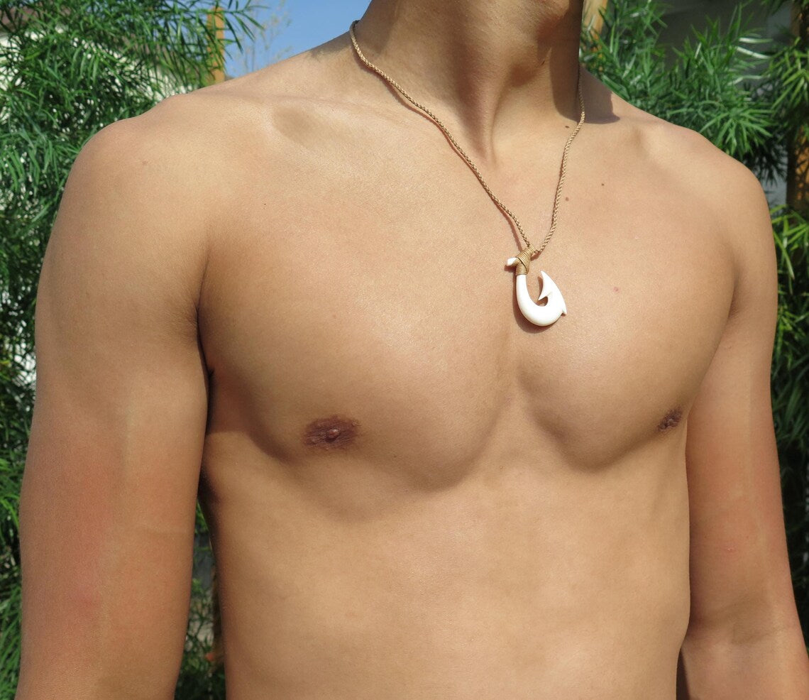 Maori Classic Fish Hook Pendant