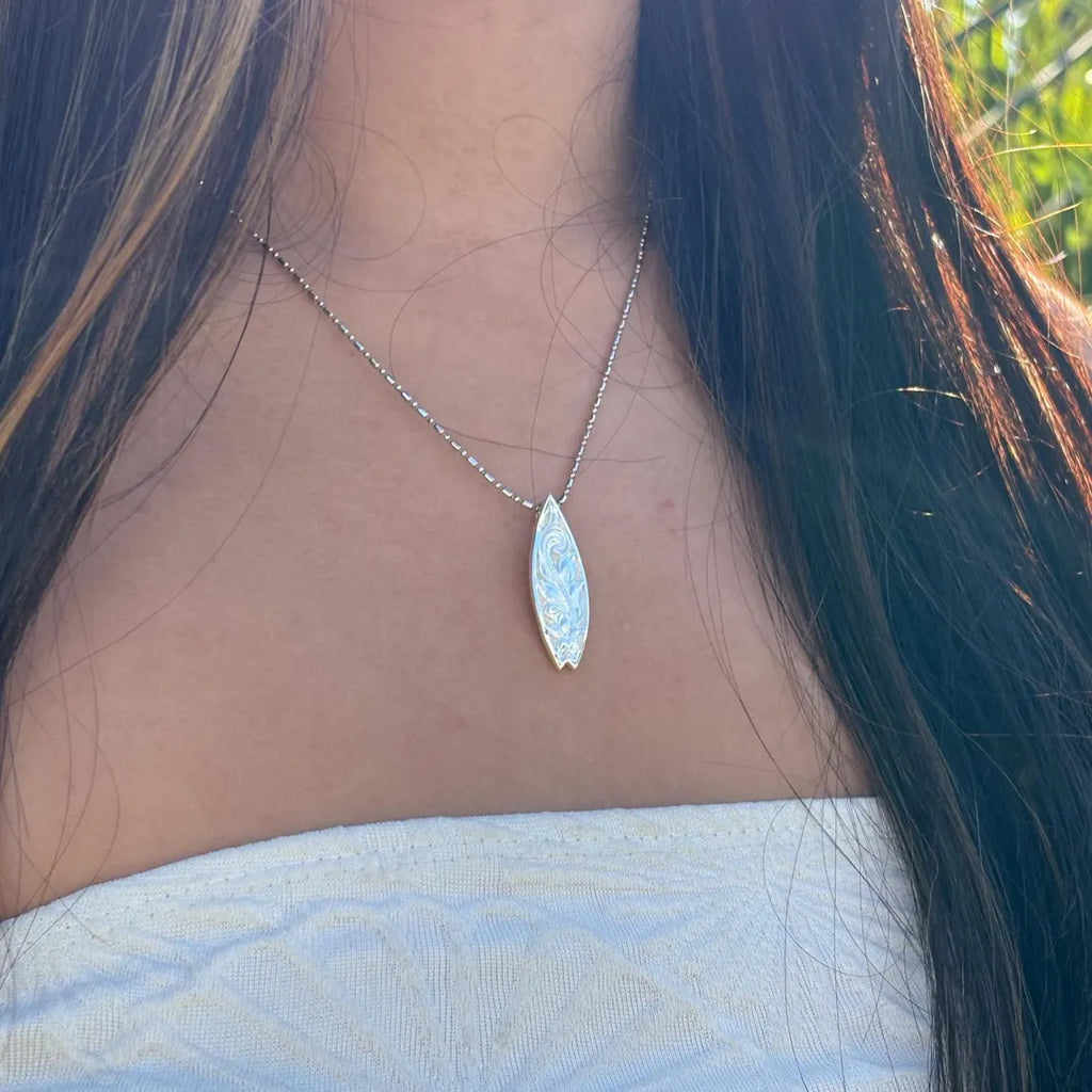 Scroll Surfboard Pendant - Silver
