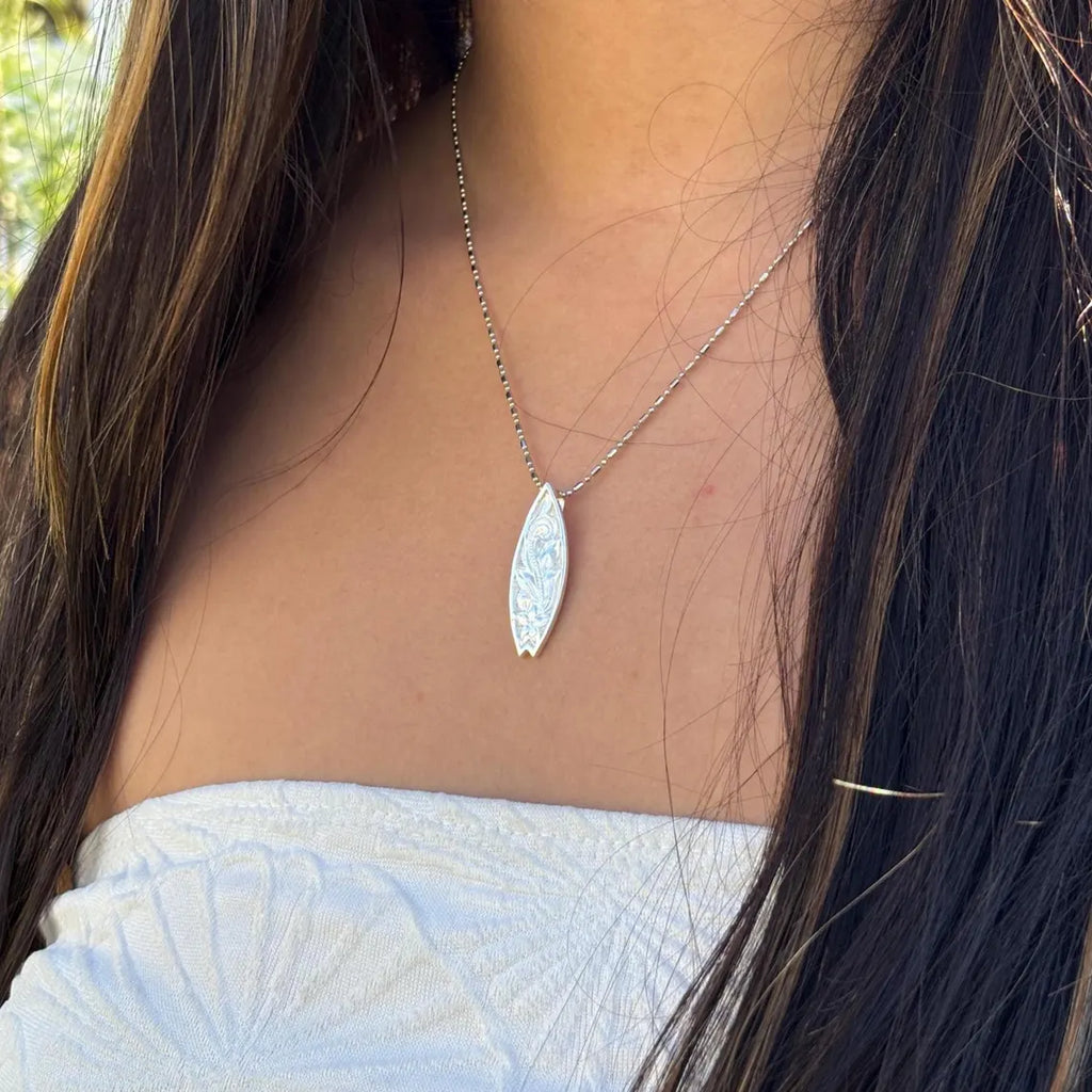 Scroll Surfboard Pendant - Silver
