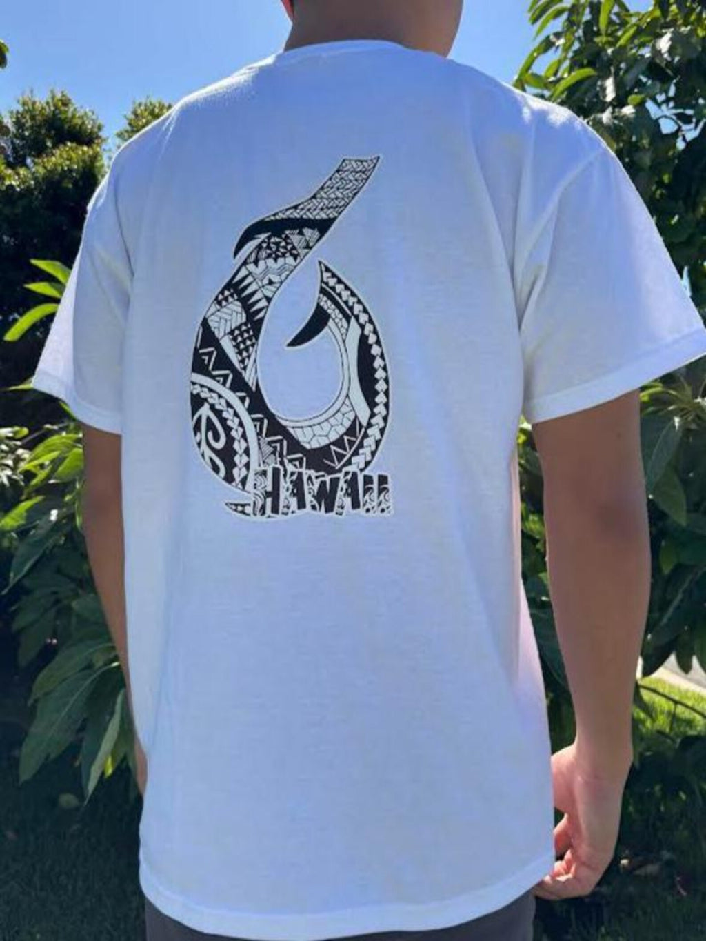 Hawaii Fish Hook Graphic Tee - Black & White