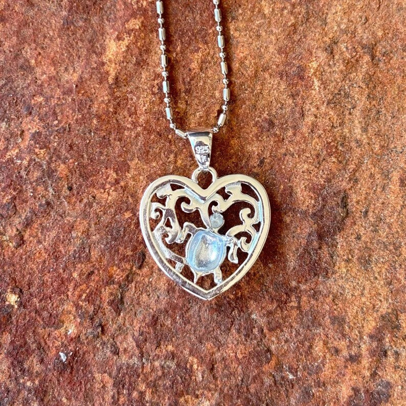 Heart w/ Honu Pendant - Silver