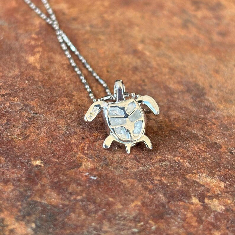 Honu Plumeria Pendant - Silver