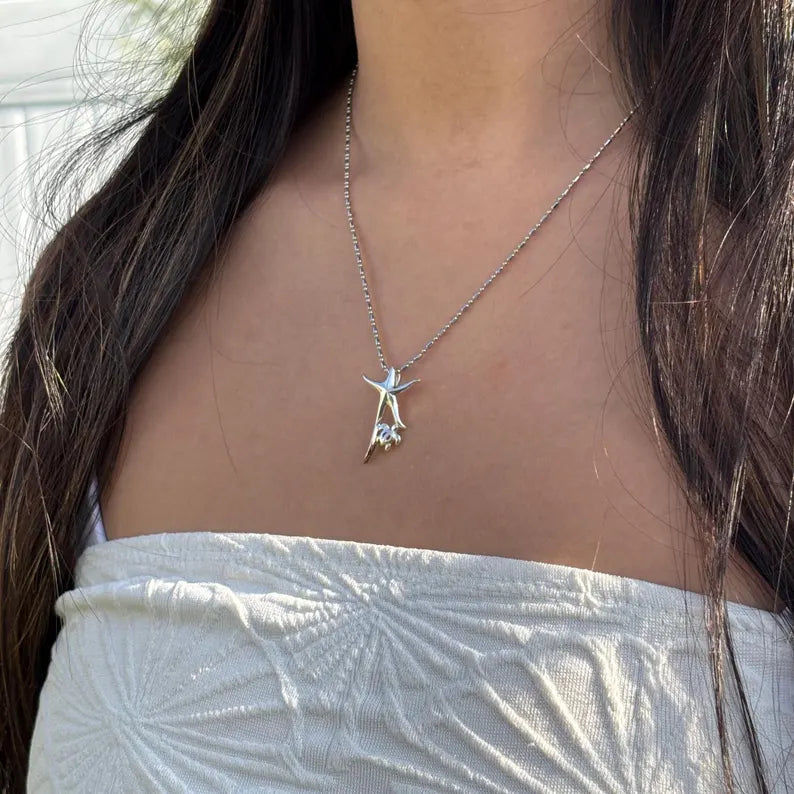 Star Fish Honu Pendant - Silver