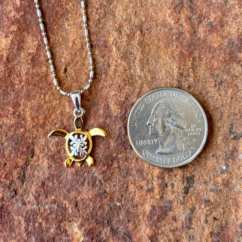 Two Tone Honu Pendant - Silver & Gold
