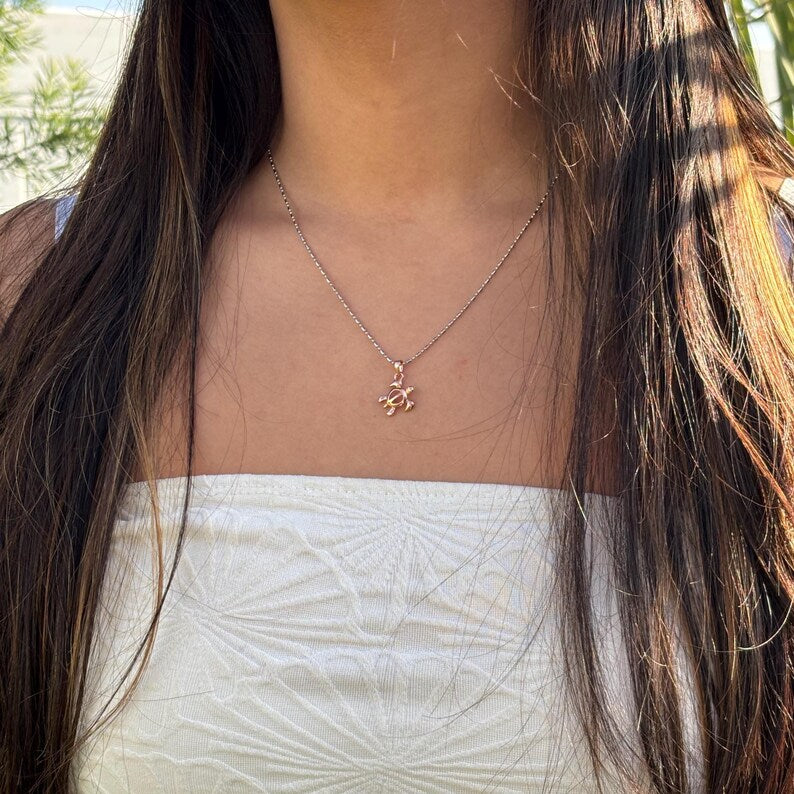 Honu Pendant - Rose Gold