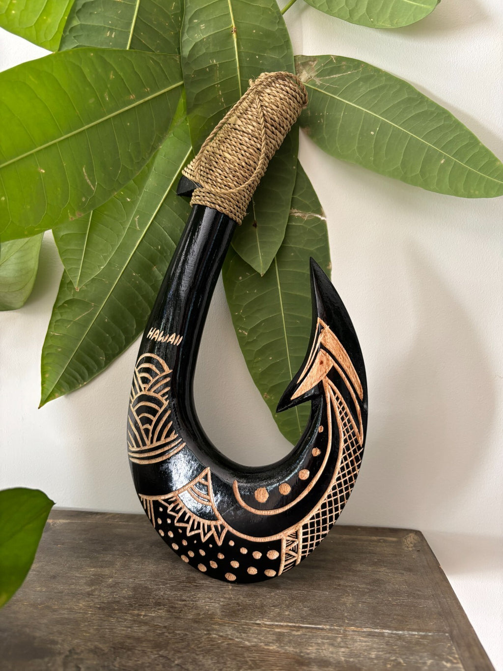 HAWAII Engraved Wooden Fish Hook - Black
