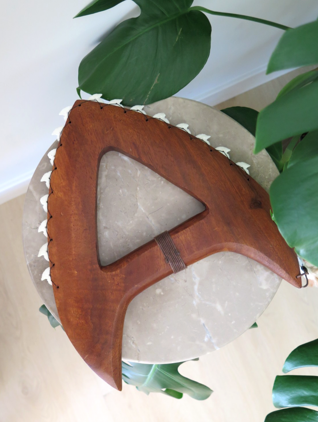 Knuckle Duster Lei O Mano