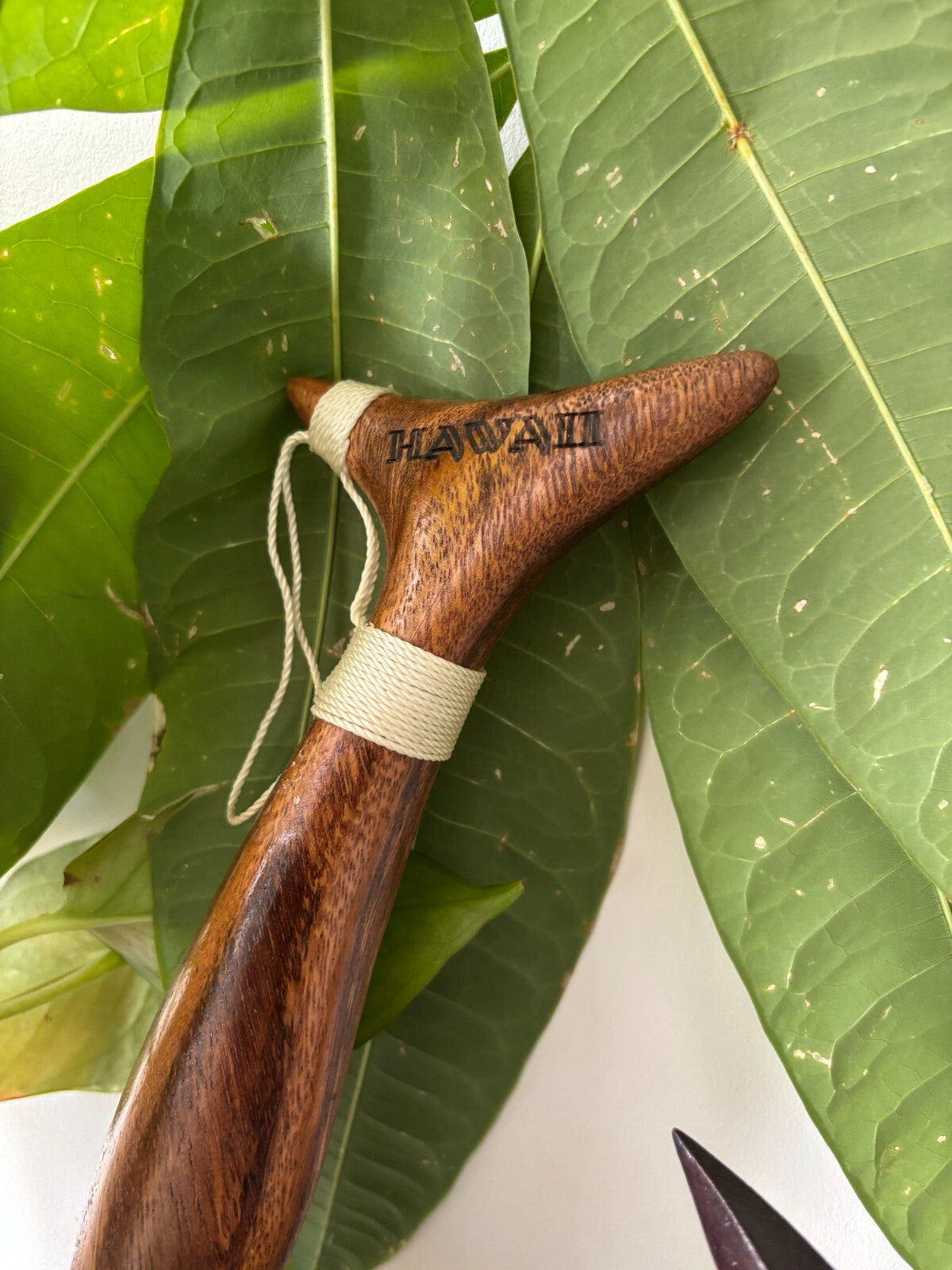 HAWAII Wooden Fish Hook - Brown