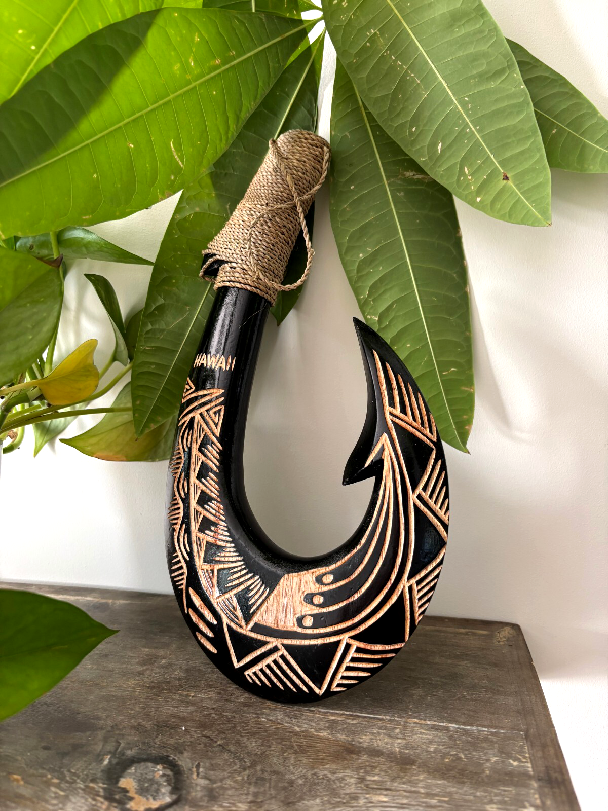 HAWAII Engraved Wooden Fish Hook - Black