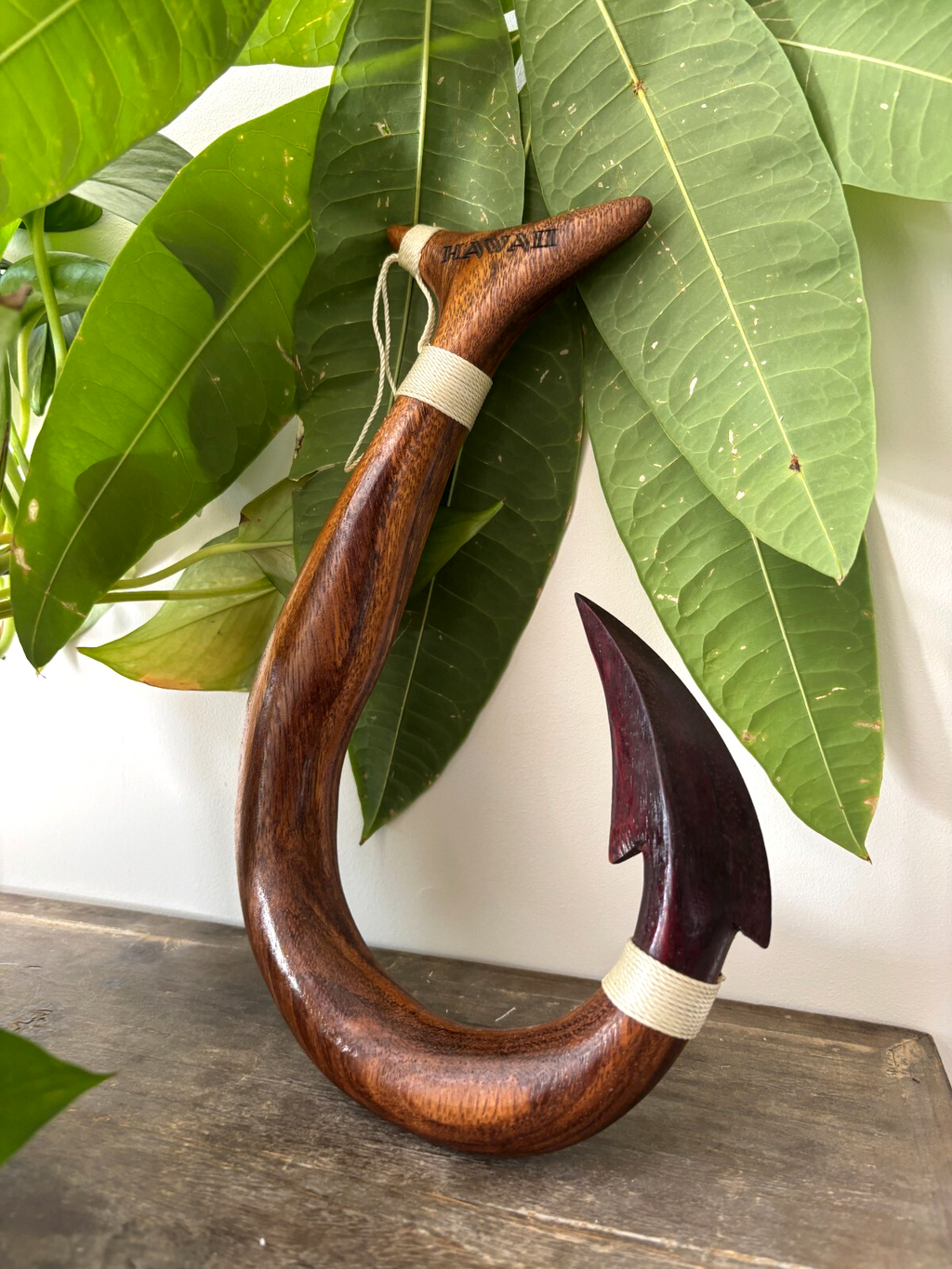 HAWAII Wooden Fish Hook - Brown