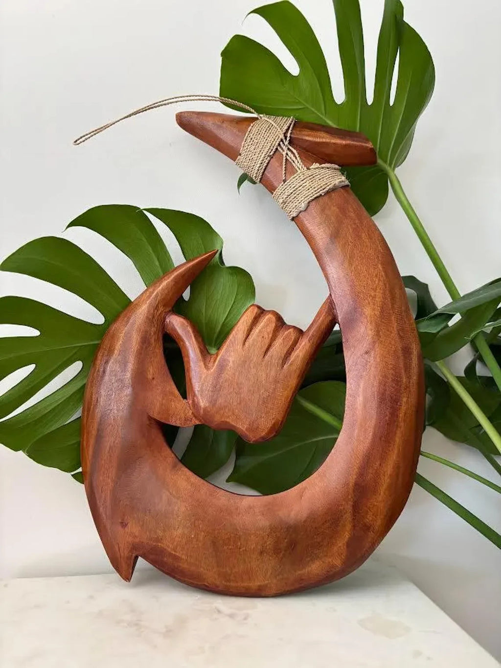 Shaka Wood Premium Fish Hook - Brown