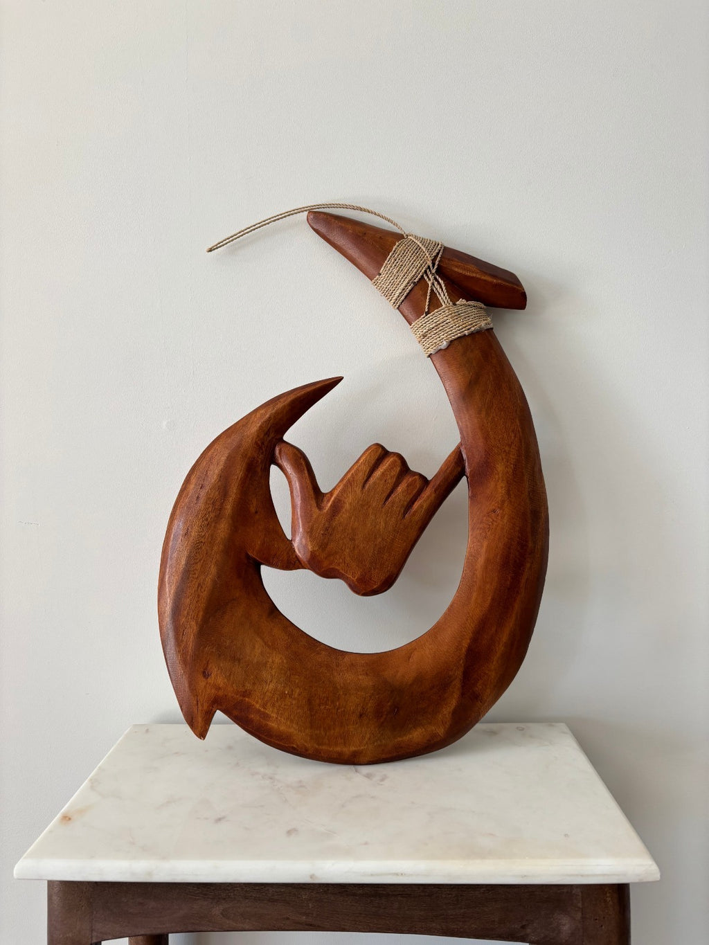 Shaka Wood Premium Fish Hook - Brown