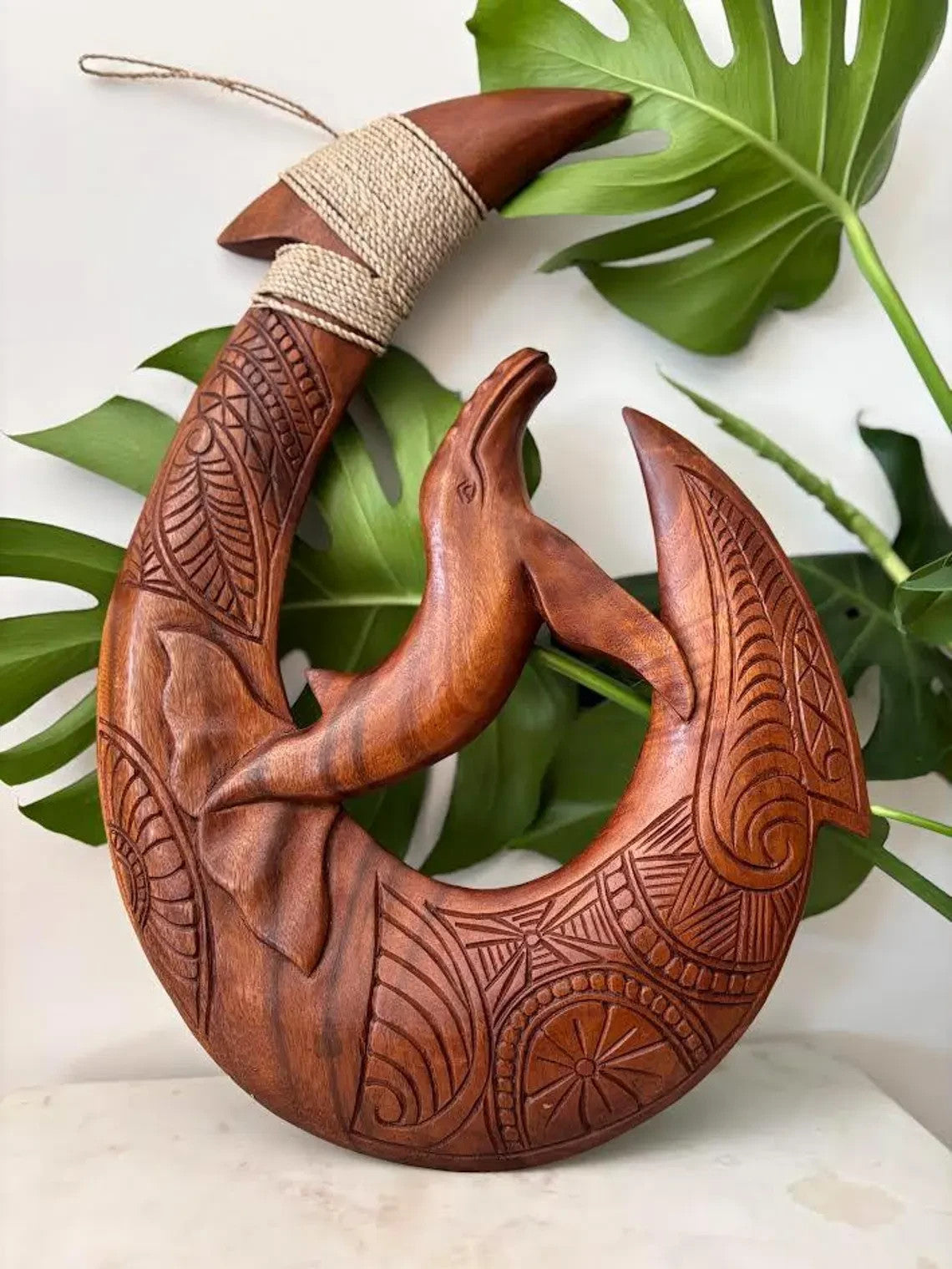 Whale Wood Premium Fish Hook - Brown