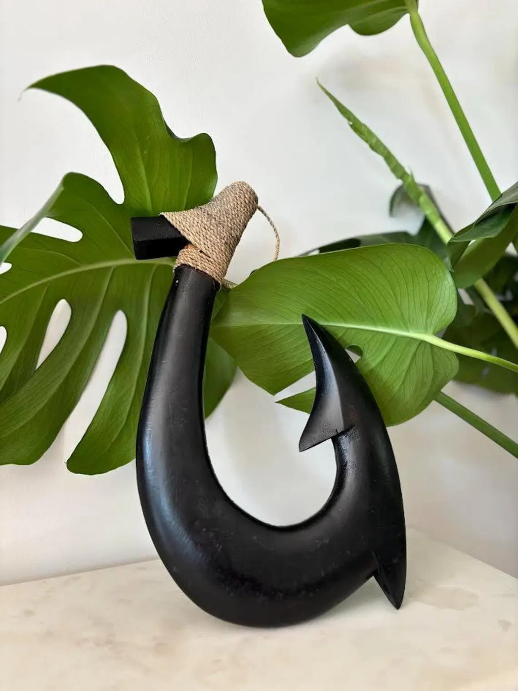 HANG LOOSE Engraved Wooden Fish Hook - Black