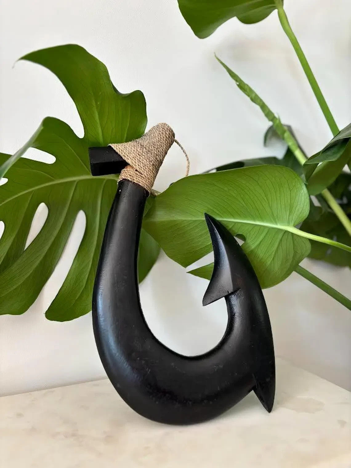 HANG LOOSE Engraved Wooden Fish Hook - Black