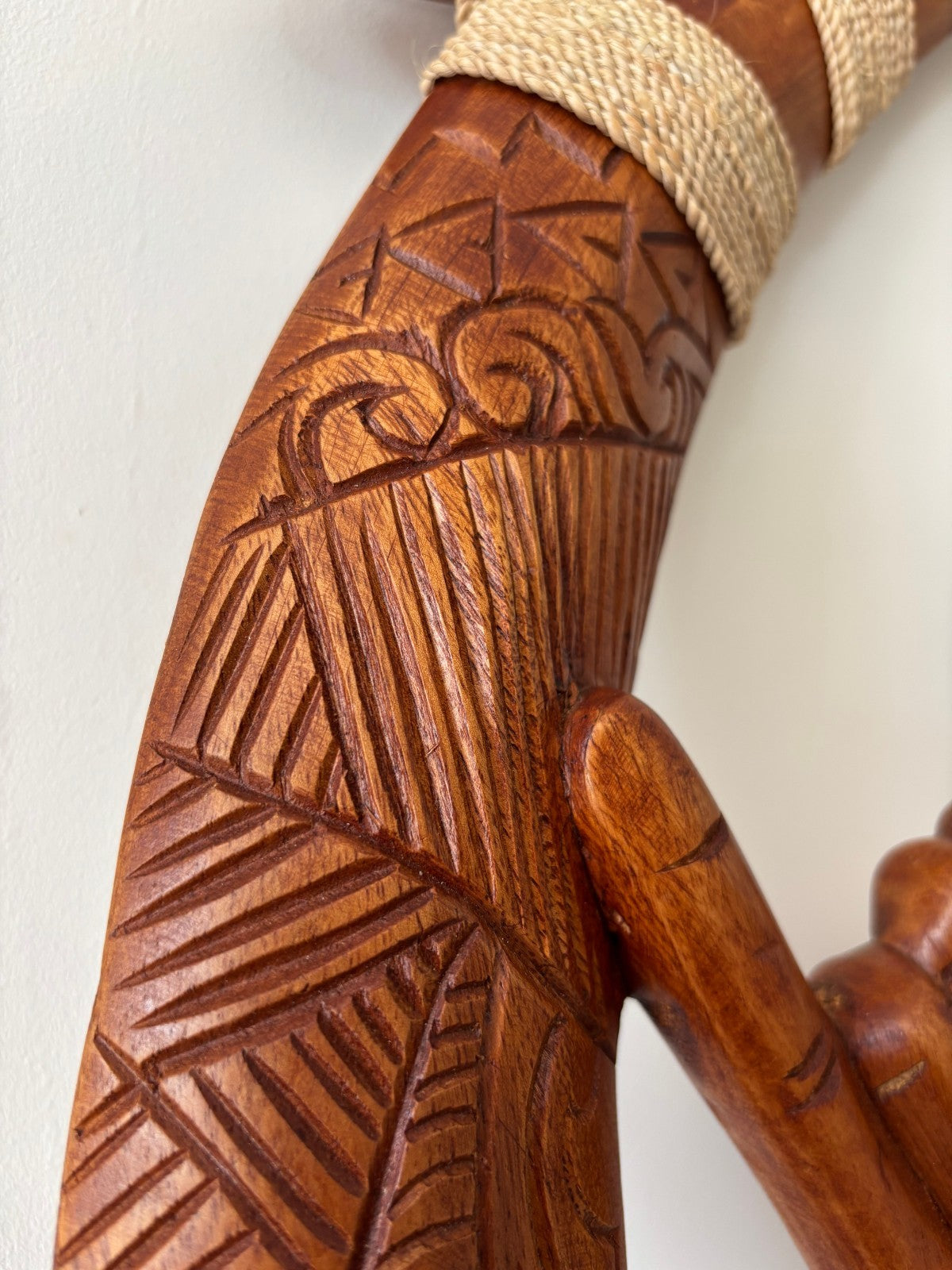 Shaka Wood Premium Fish Hook - Brown