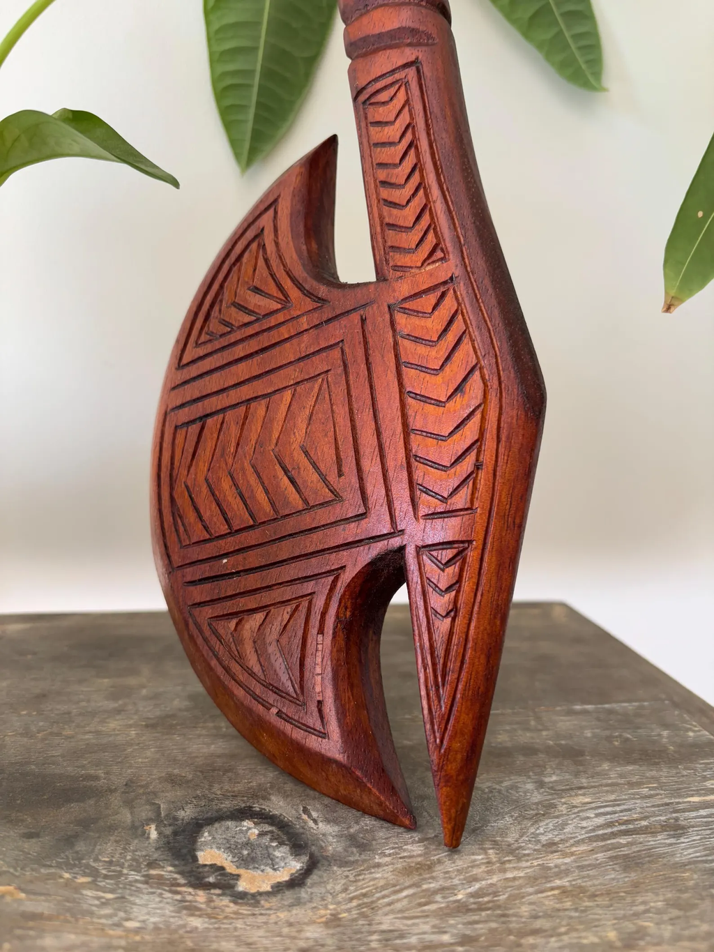 Engraved Axe Lei O Mano