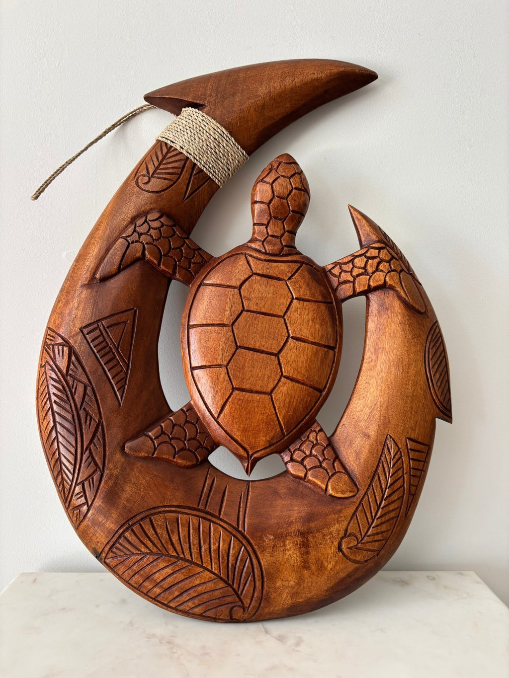 Honu Engraved Wood Premium Fish Hook - Brown