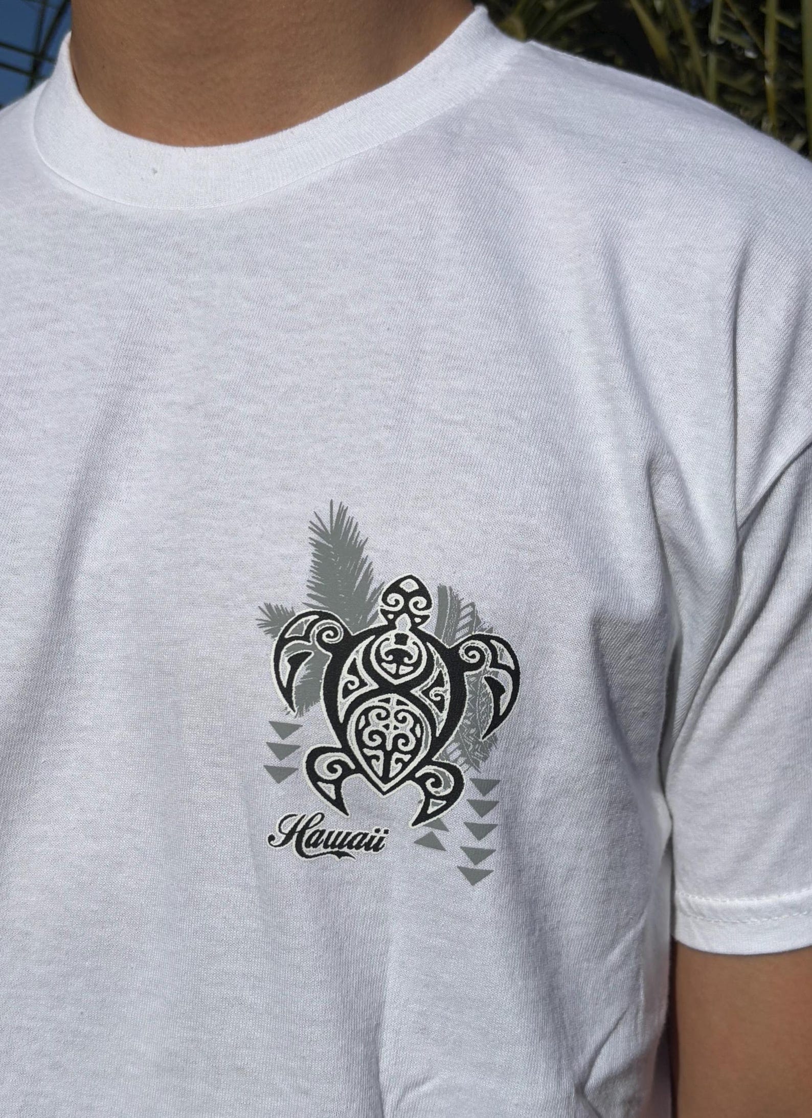 Tribal Honu Graphic Tee - White