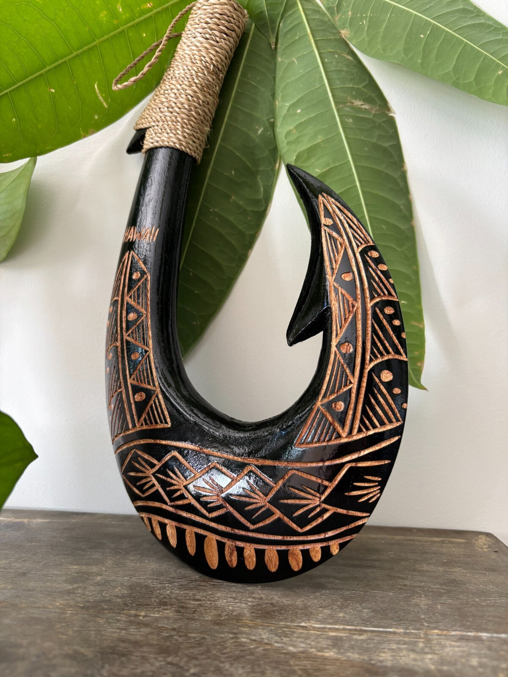 HAWAII Tribal Engraved Wooden Fish Hook - Black