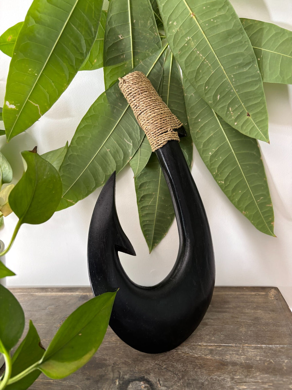 HAWAII Engraved Wooden Fish Hook - Black