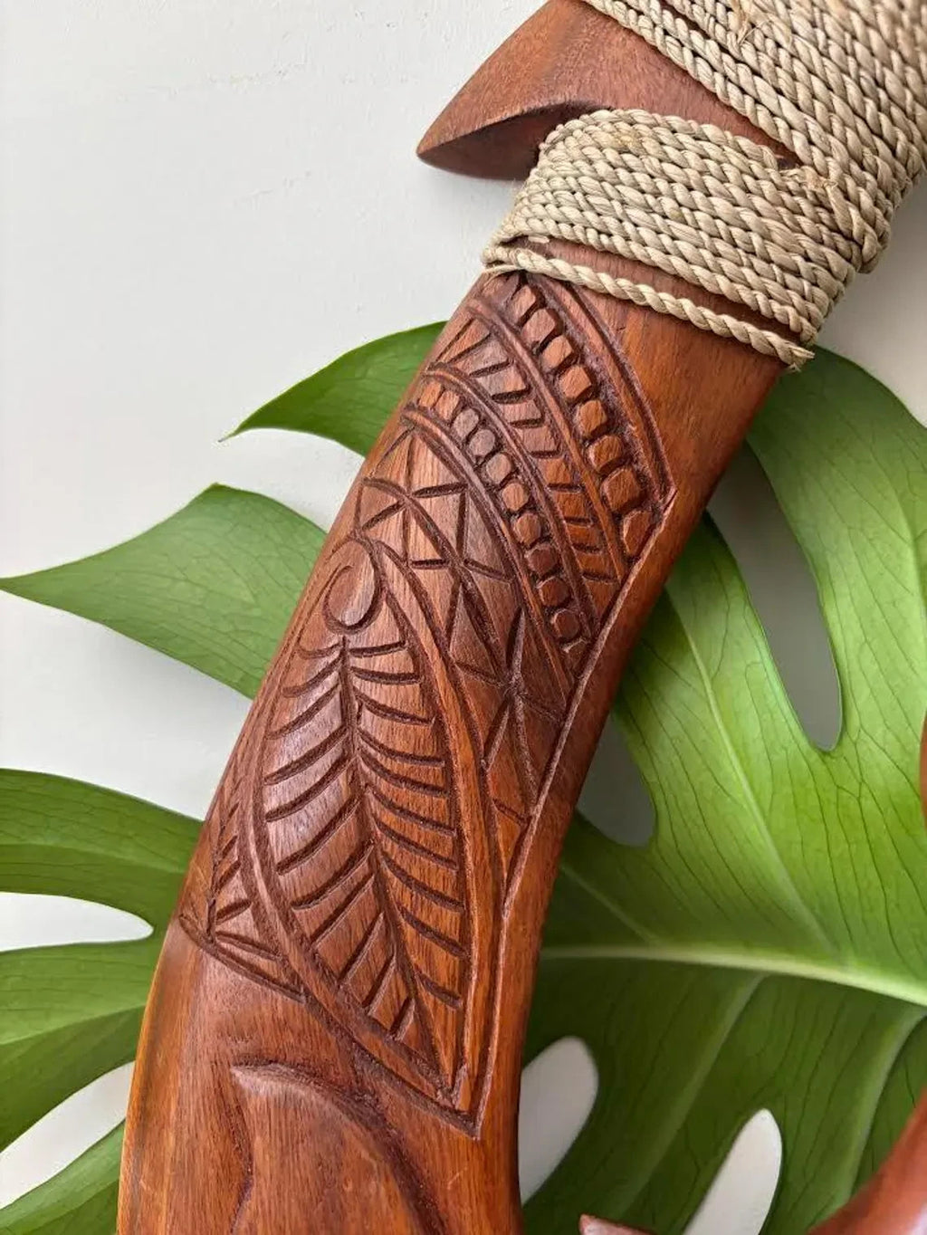 Whale Wood Premium Fish Hook - Brown