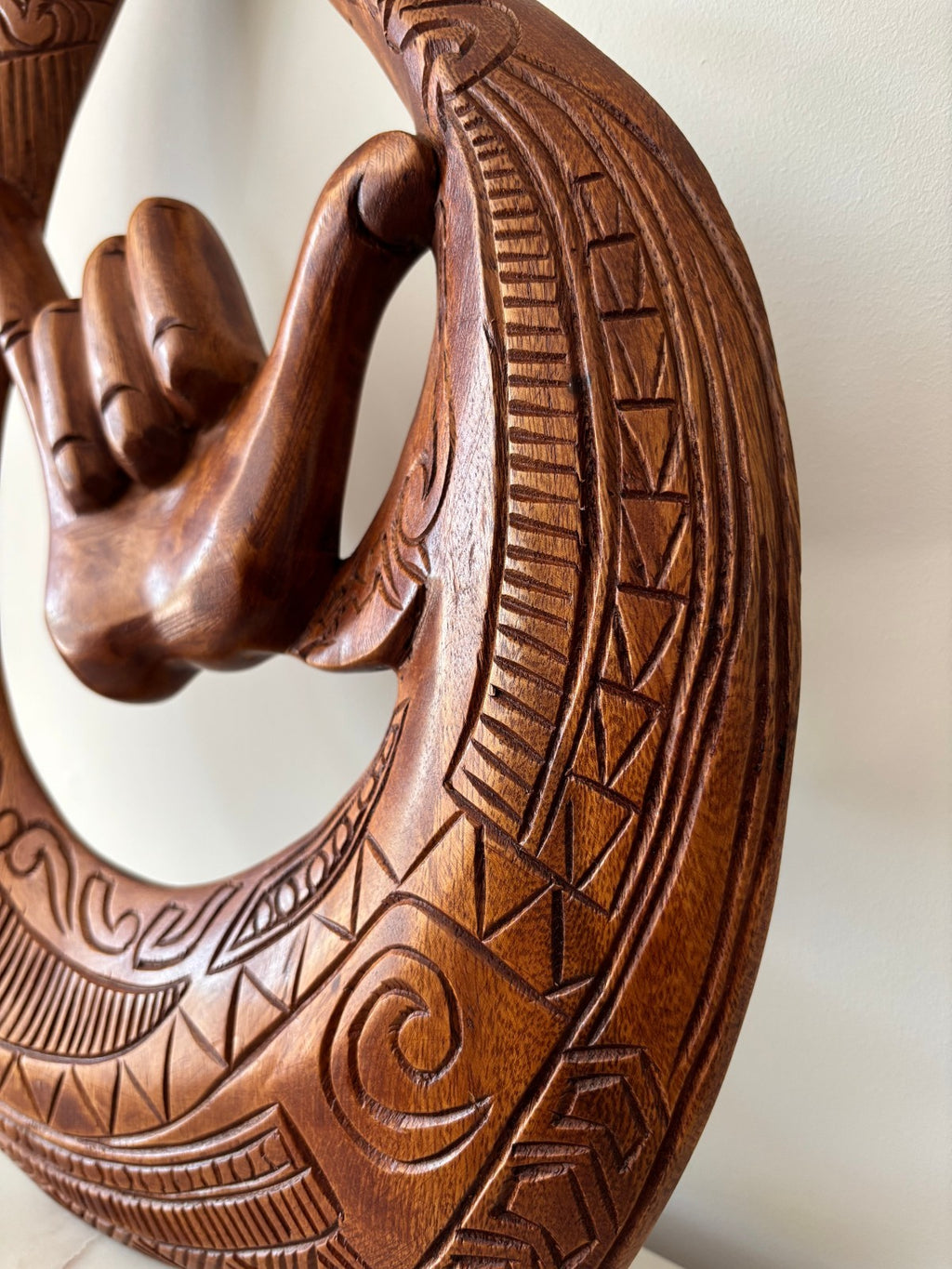 Shaka Wood Premium Fish Hook - Brown