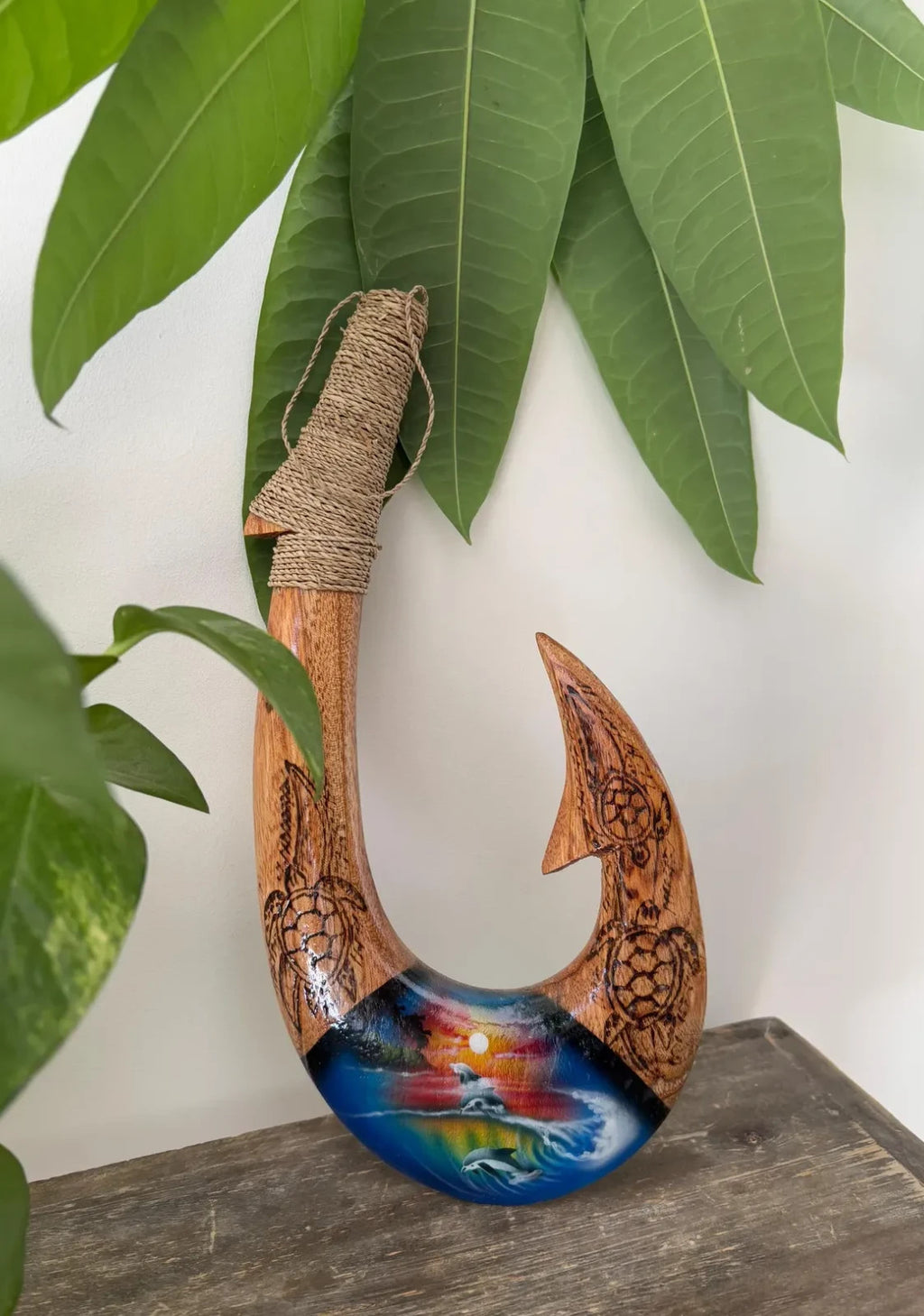 Ocean Wave Airbrushed Wooden Fish Hook - Brown