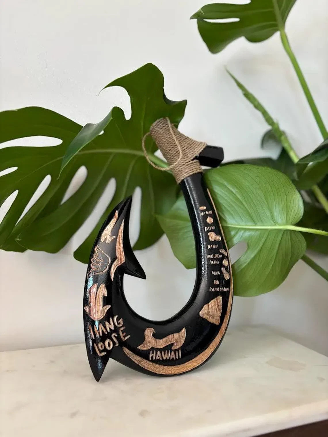 HANG LOOSE Engraved Wooden Fish Hook - Black