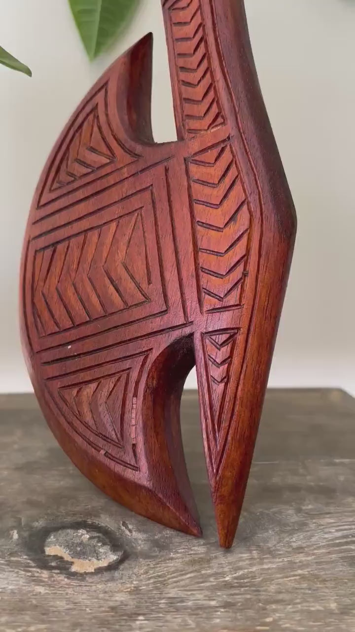 Engraved Axe Lei O Mano