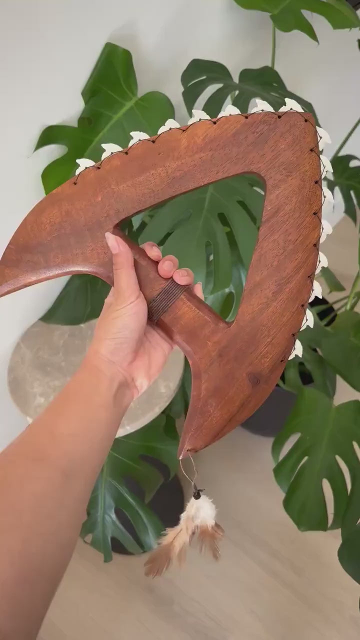 Knuckle Duster Lei O Mano