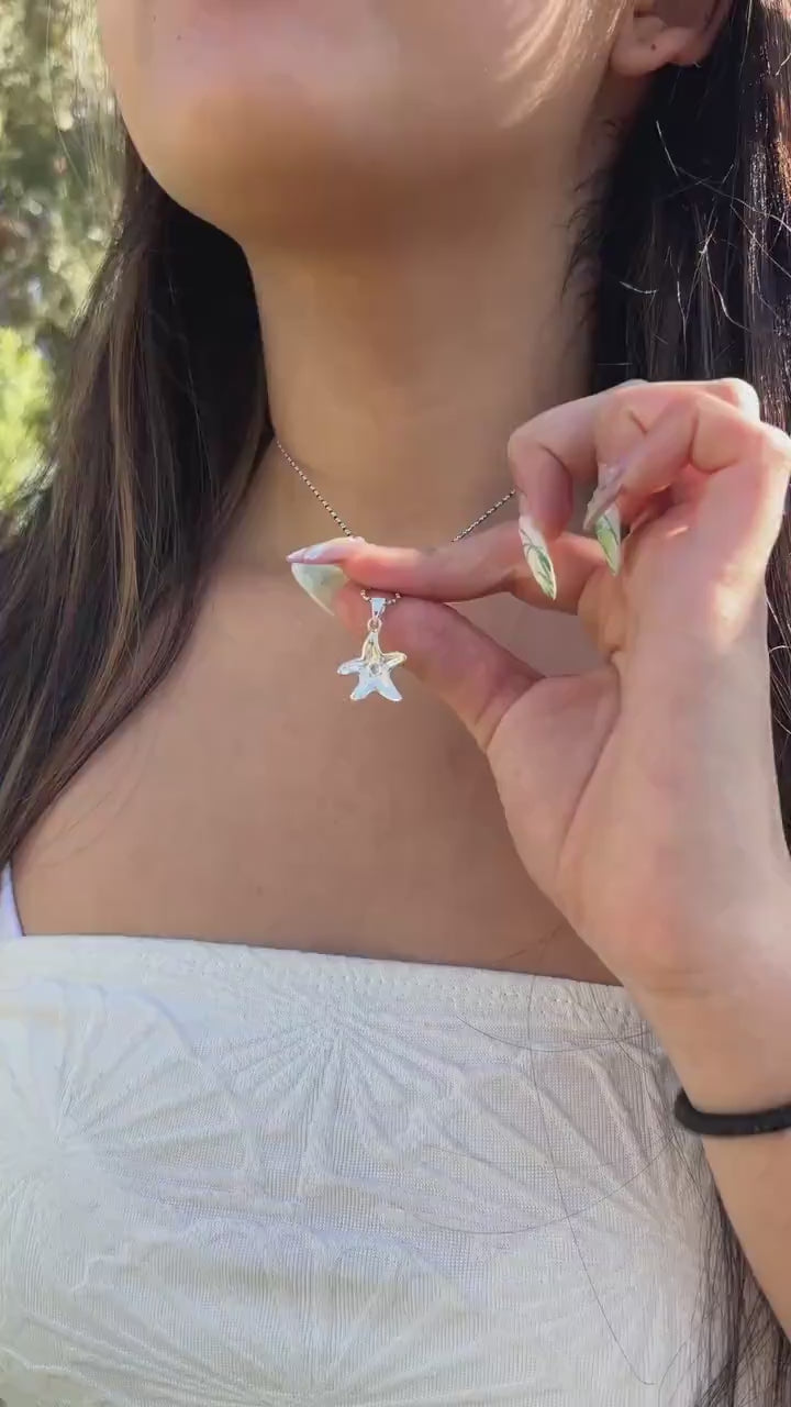 Star Fish Pendant - Silver