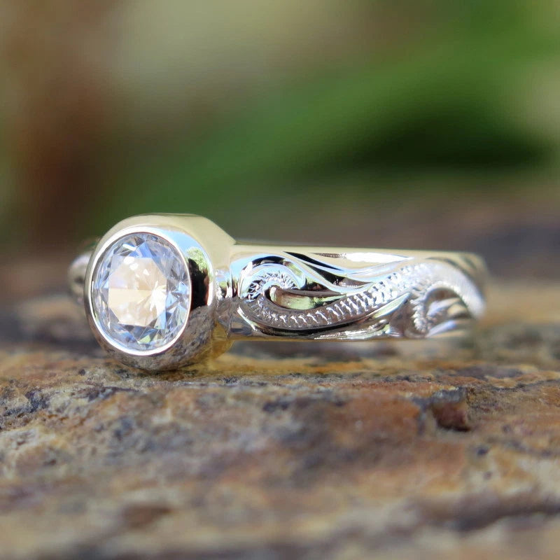 Scrolling Gemstone Ring - Silver