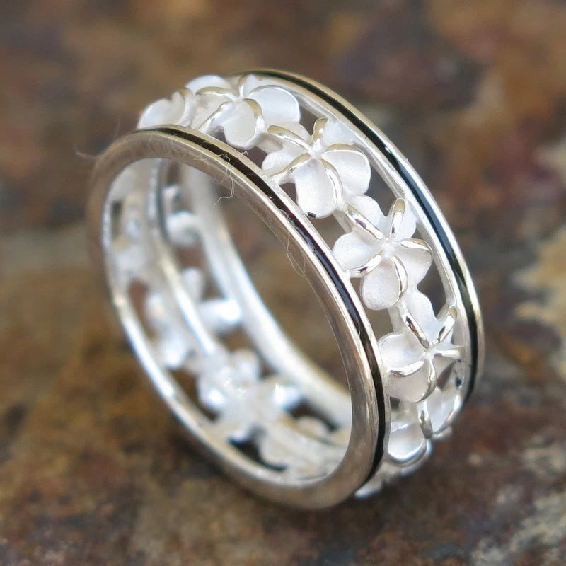 Plumeria Lei Border Ring - Silver