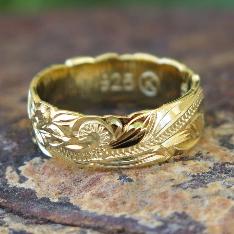 Queen Scrolling Plumeria Ring - Gold