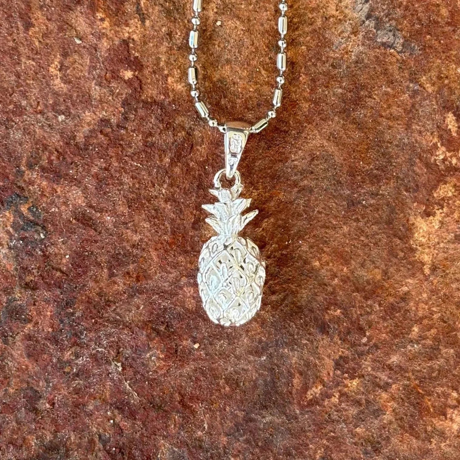 Pineapple Pendant - Silver