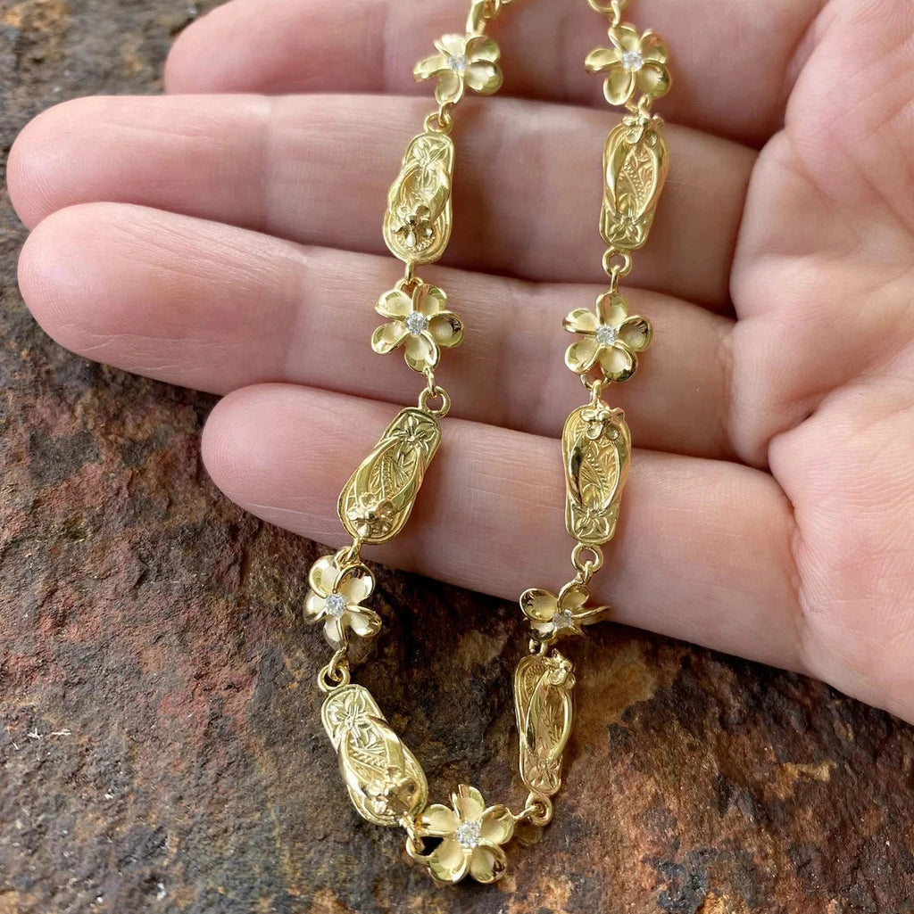 Plumeria Slipper Lei Bracelet - Gold