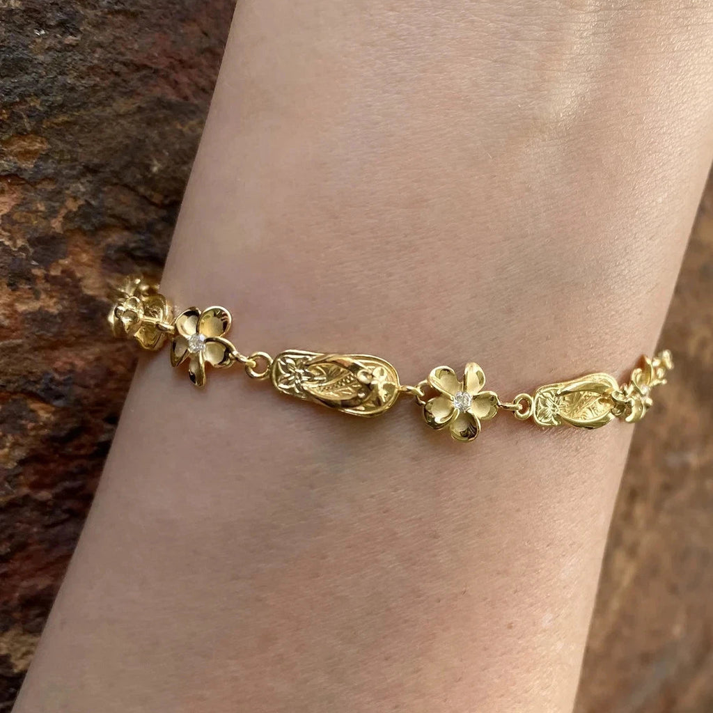 Plumeria Slipper Lei Bracelet - Gold