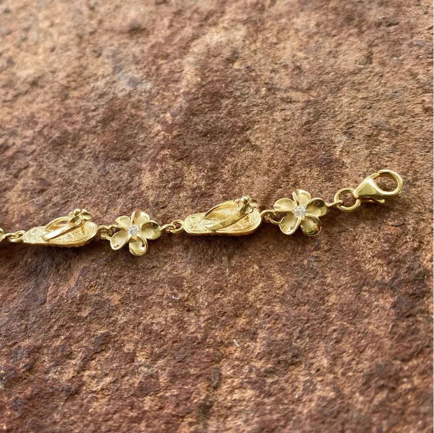 Plumeria Slipper Lei Bracelet - Gold